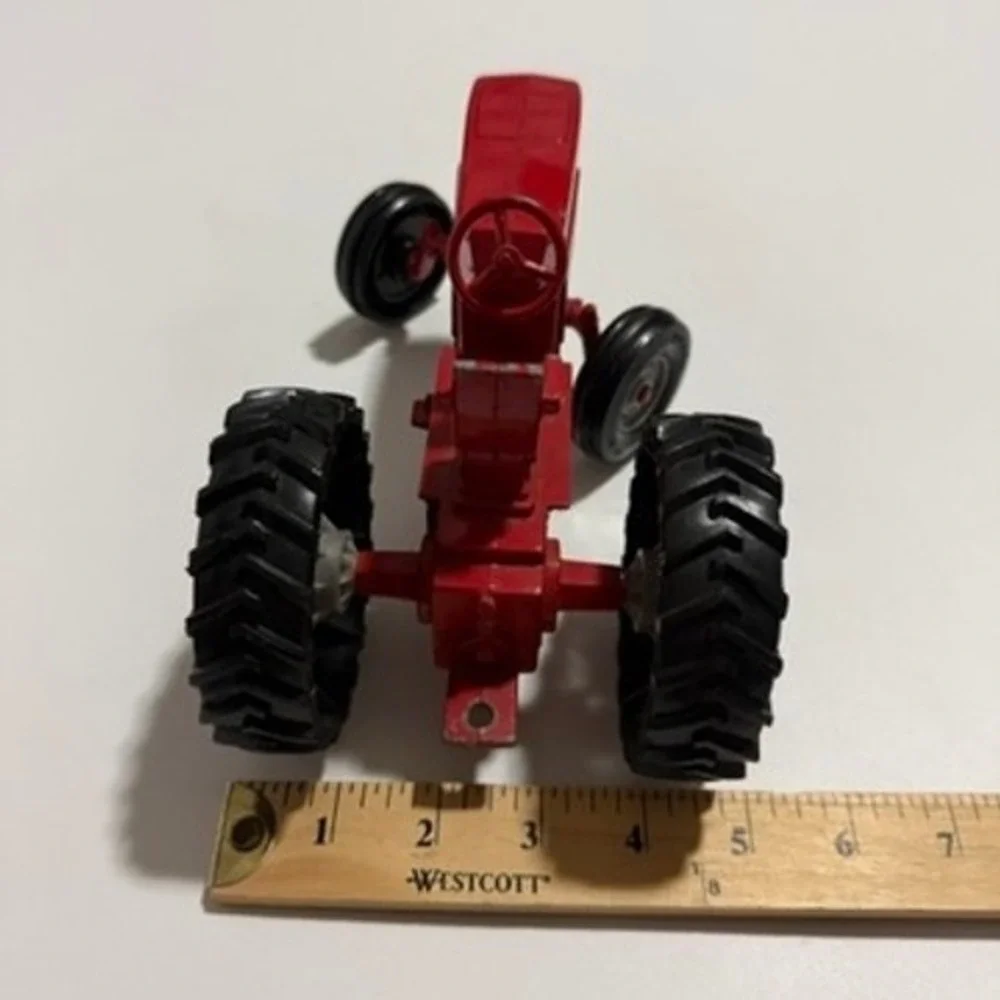 International Harvester Red Diecast Toy Tractor Vintage Farm Vehicle IH 2330 - Picture 12 of 12